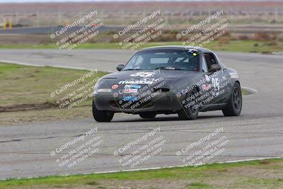 media/Jan-15-2023-CalClub SCCA (Sun) [[40bbac7715]]/Group 7/Qualifying (Sweeper)/